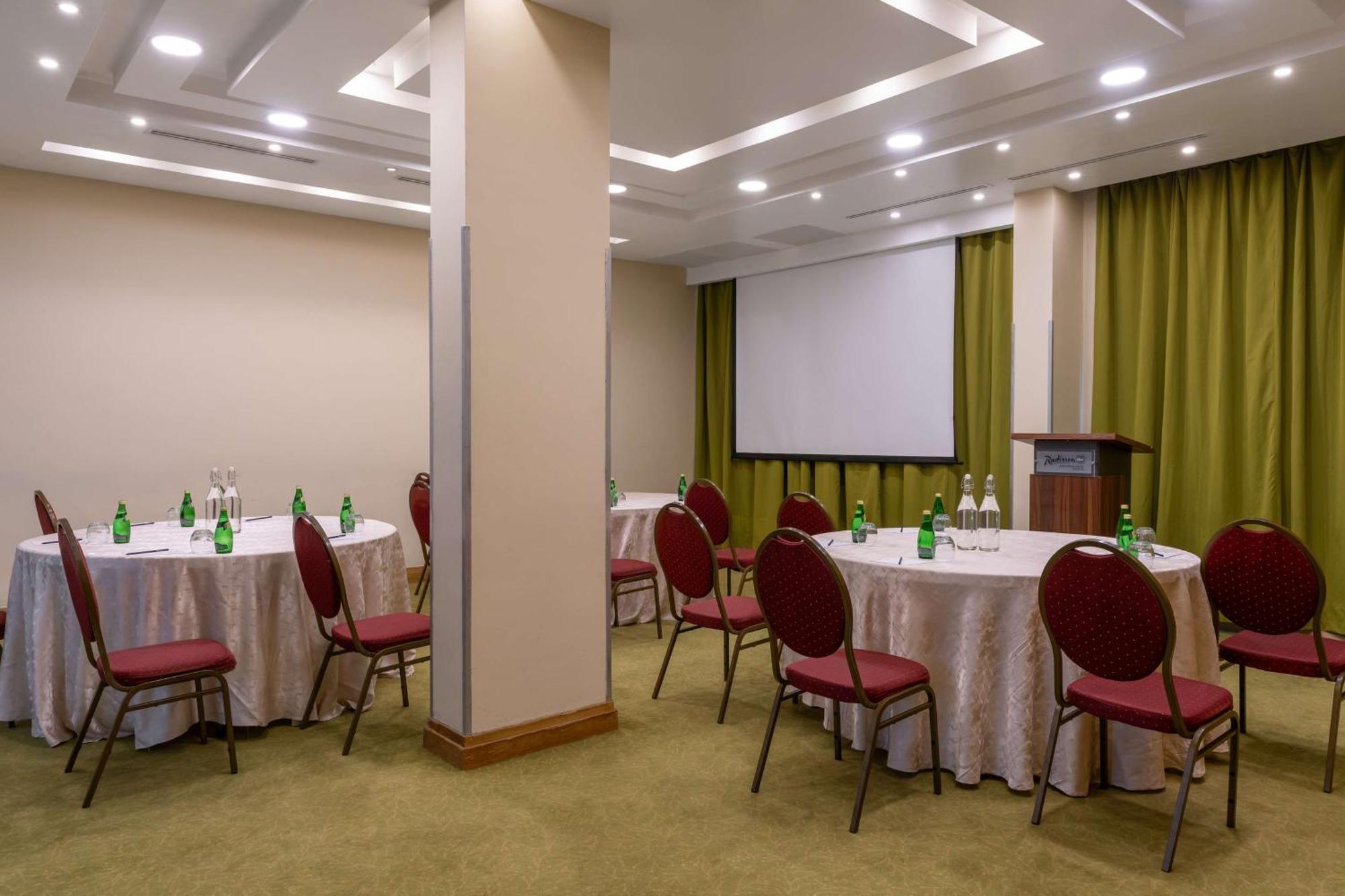 Radisson Blu Anchorage Hotel Лагос Екстериор снимка